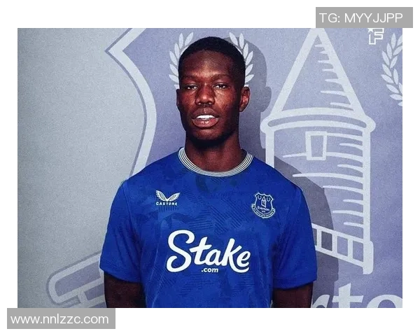 埃弗顿迎战阿波罗期待精彩对决双方球员全力以赴争夺胜利荣耀